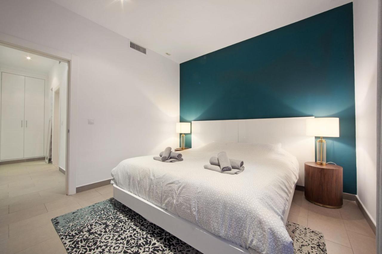 Modern Villa Close To Costabella Beach Marbella Bagian luar foto