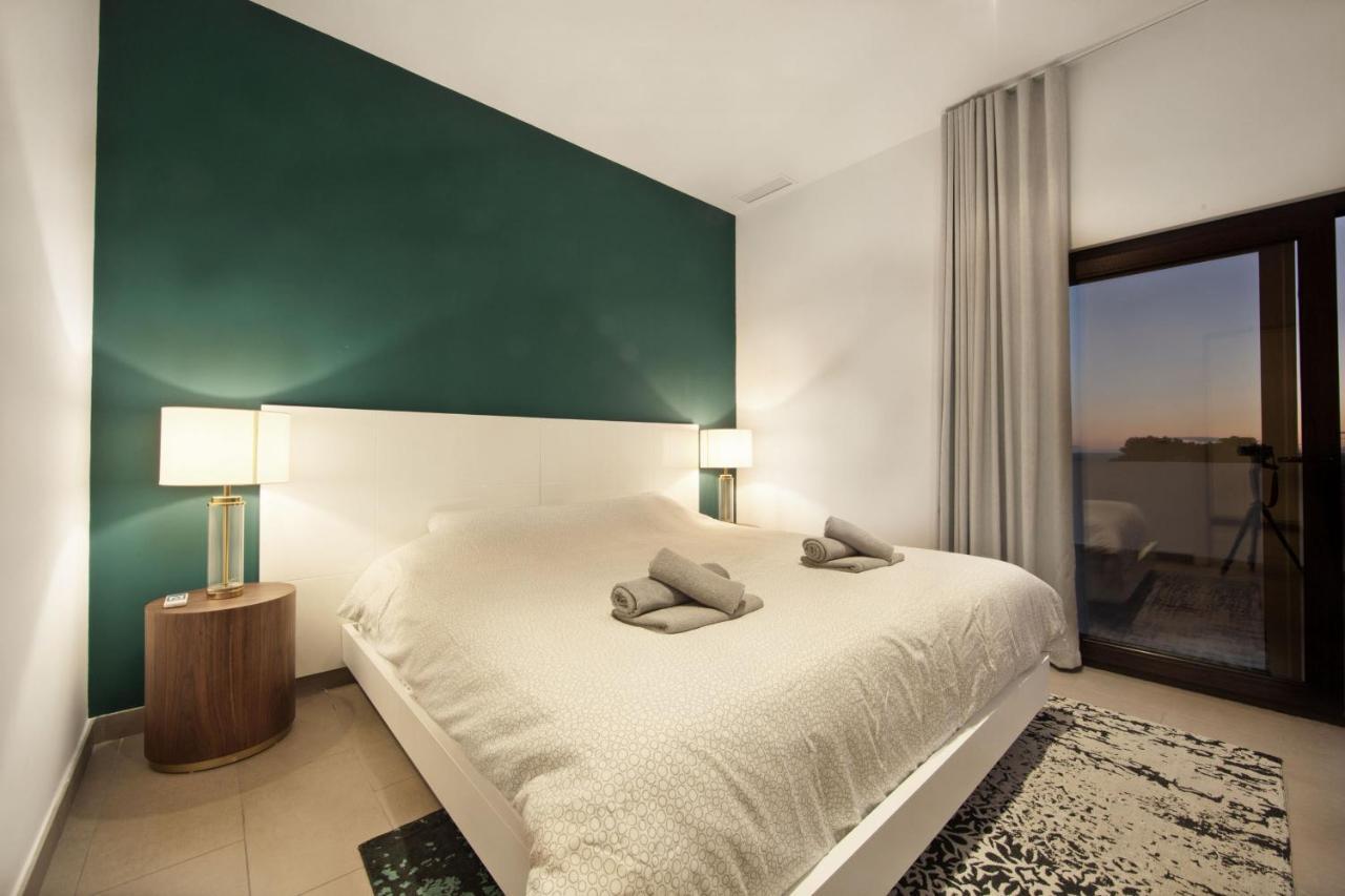 Modern Villa Close To Costabella Beach Marbella Bagian luar foto